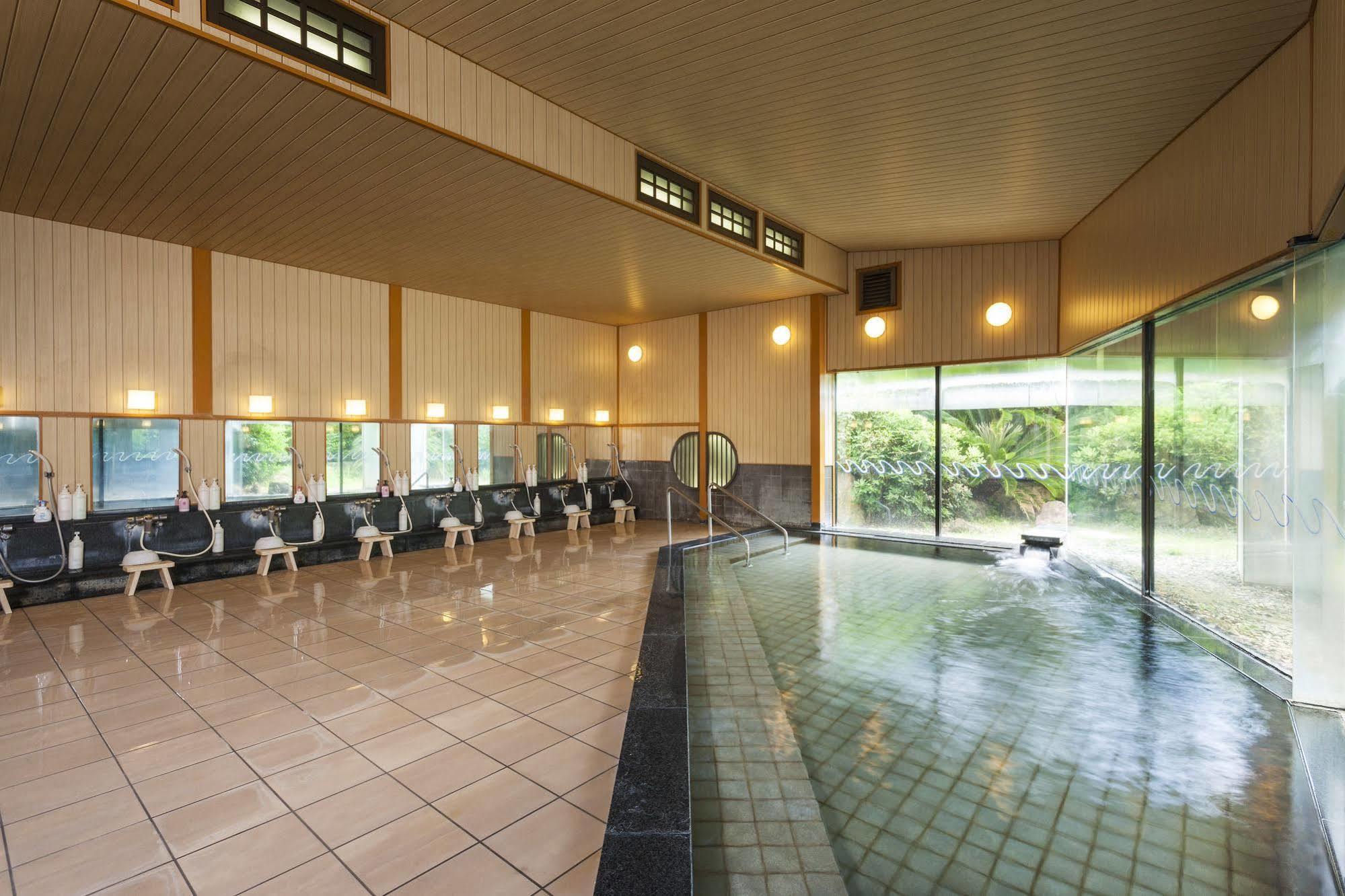 Kamogawa Sea World Hotel Buitenkant foto
