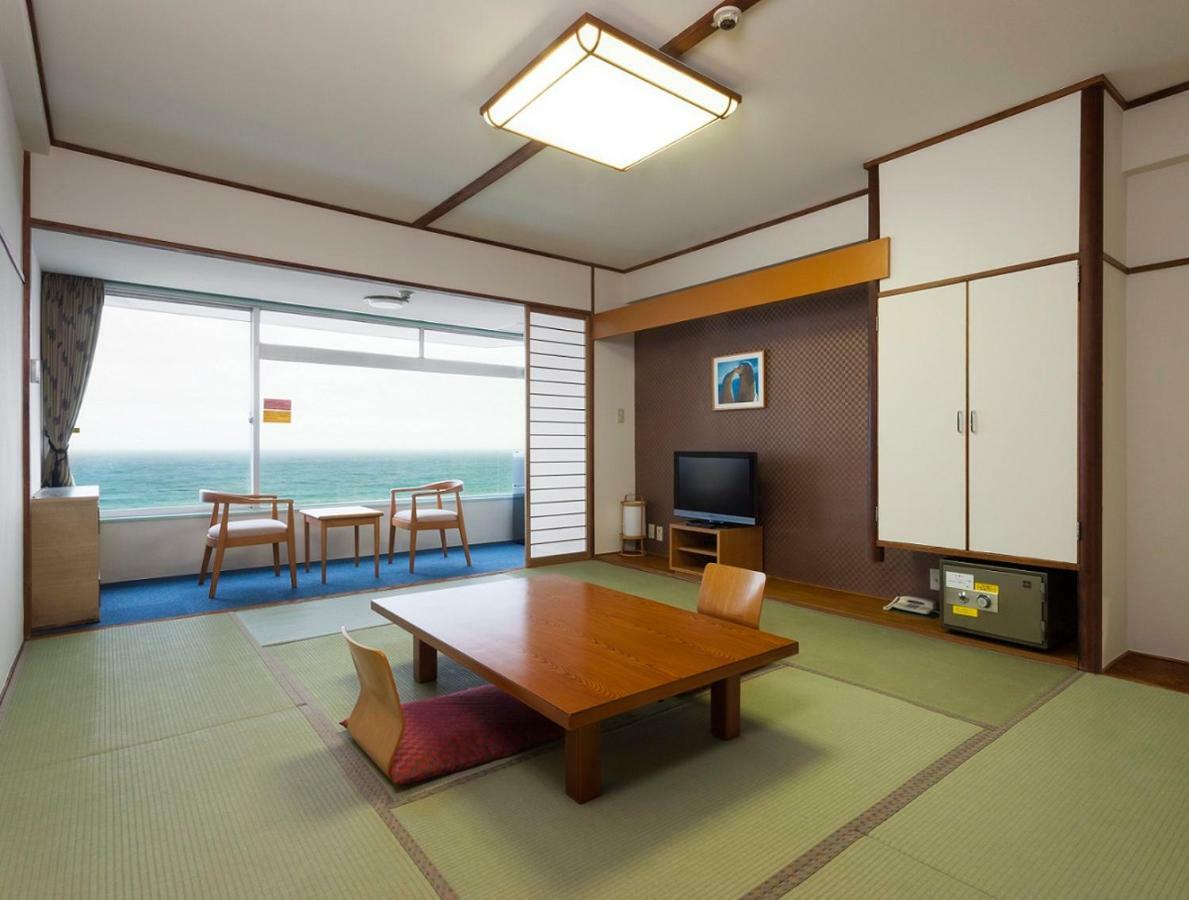 Kamogawa Sea World Hotel Buitenkant foto